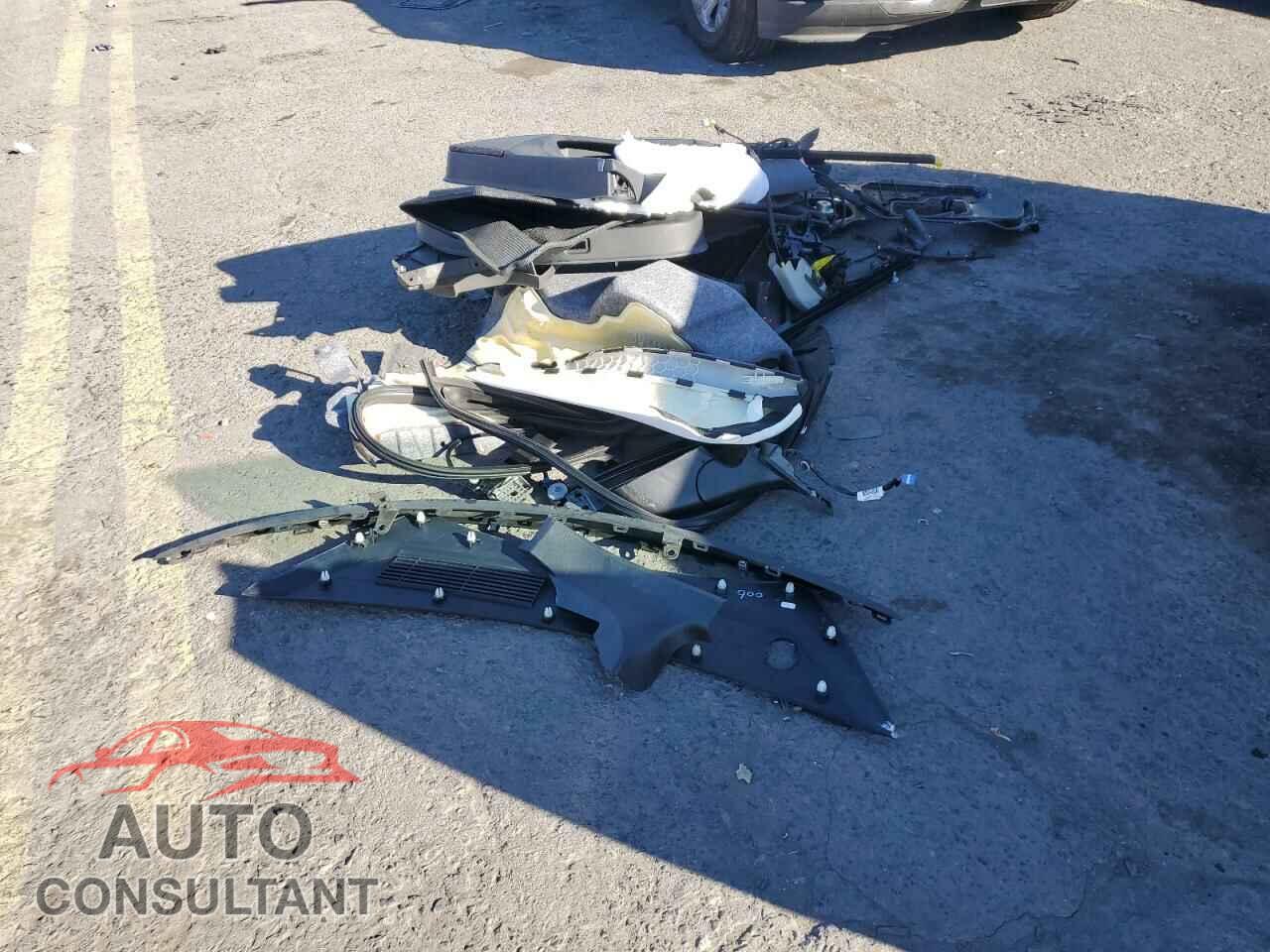 TESLA MODEL 3 2022 - 5YJ3E1EB4NF269271