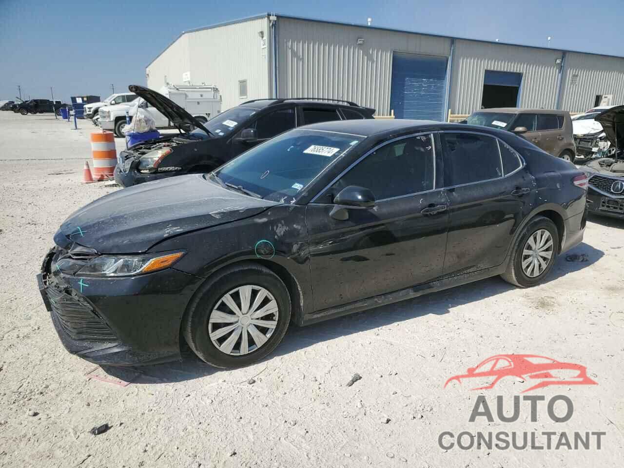 TOYOTA CAMRY 2019 - 4T1B11HK4KU723374