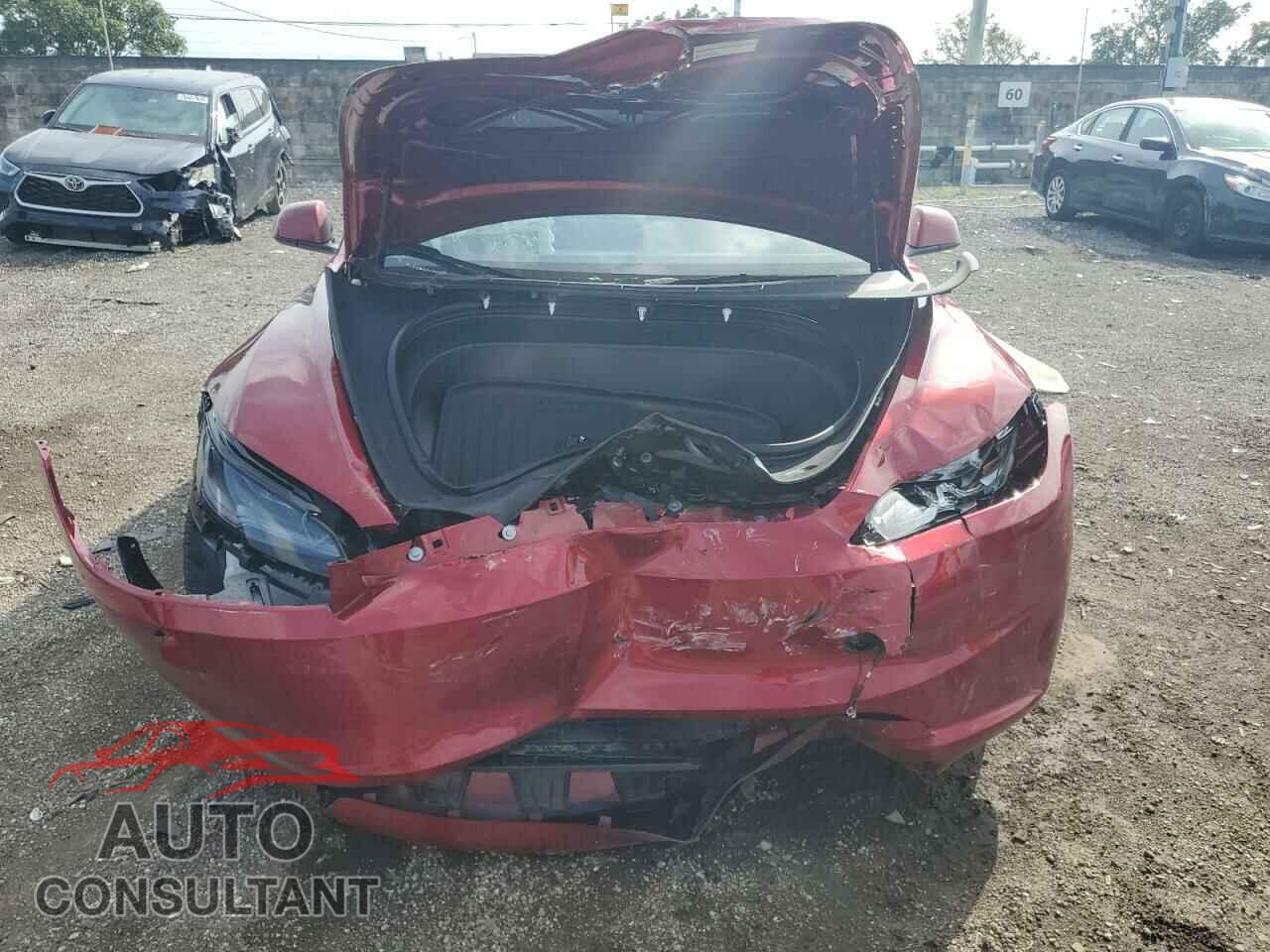 TESLA MODEL 3 2024 - 5YJ3E1EA3RF732742