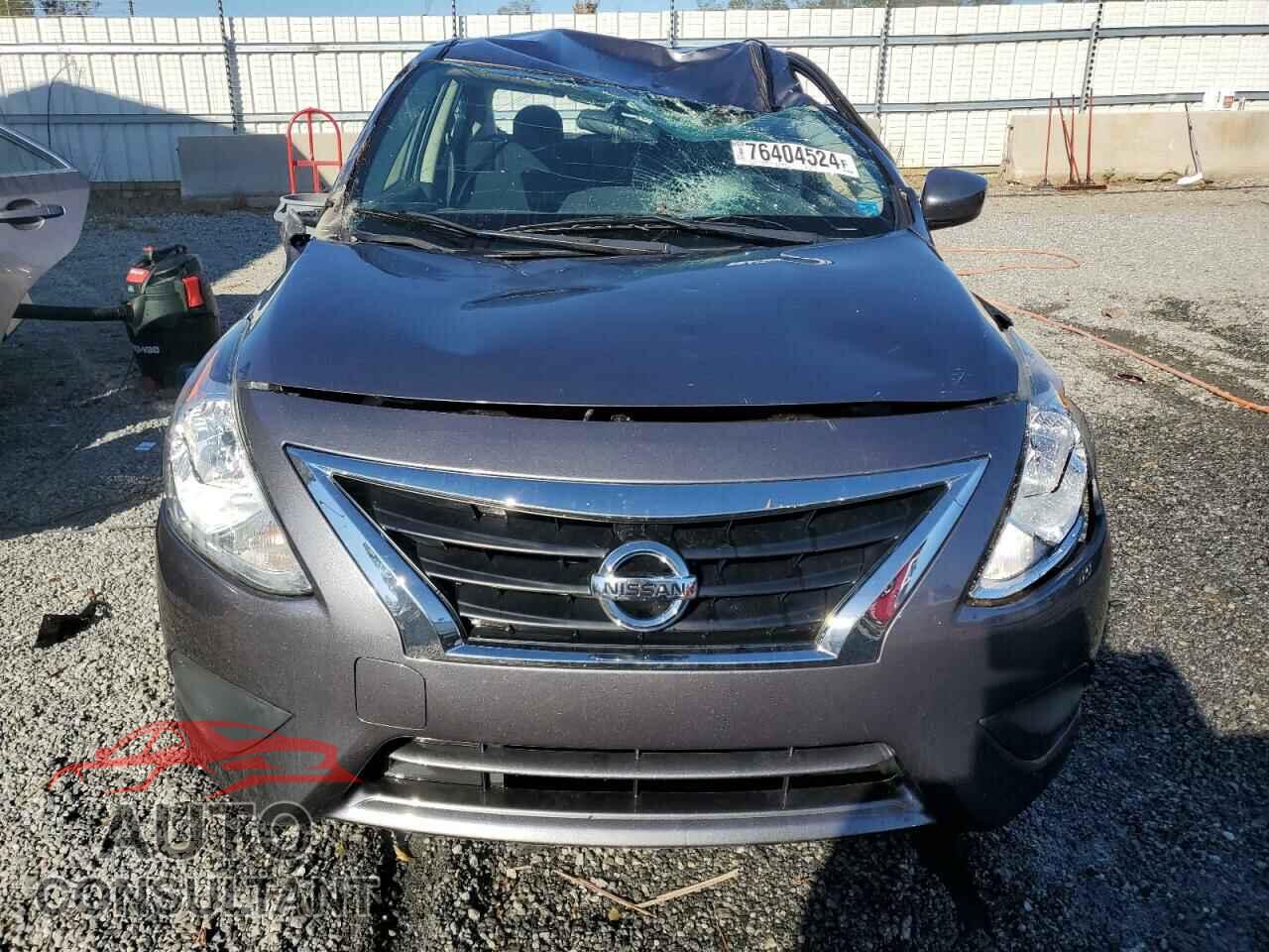 NISSAN VERSA 2017 - 3N1CN7AP3HL869275