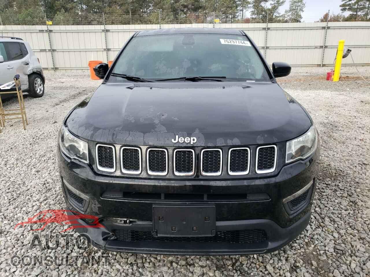 JEEP COMPASS 2018 - 3C4NJCAB5JT193352