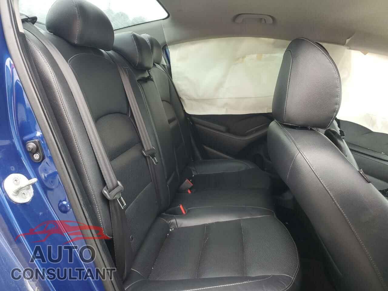 KIA FORTE 2017 - 3KPFL4A86HE005221