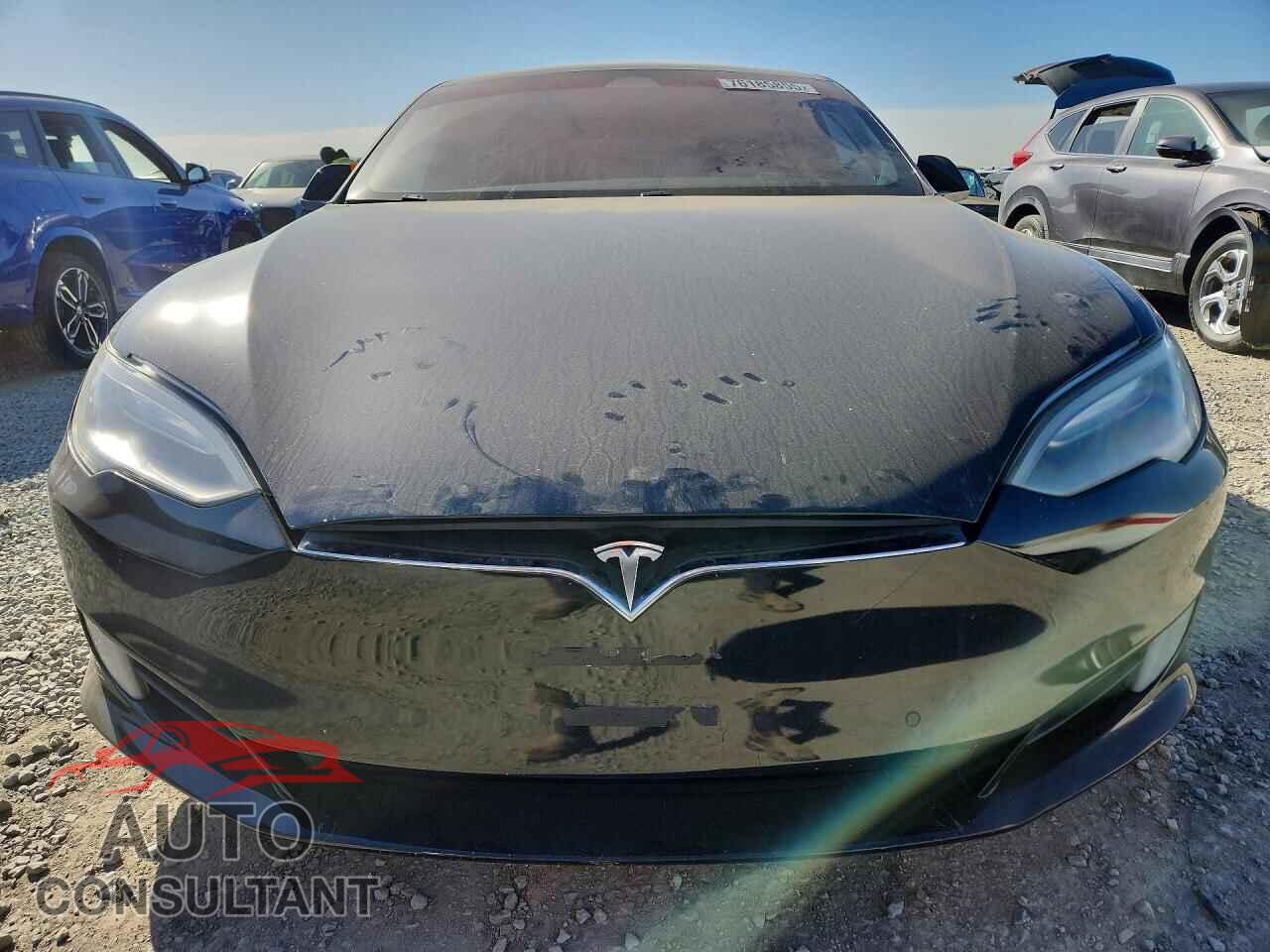 TESLA MODEL S 2017 - 5YJSA1E15HF202536