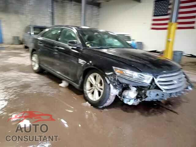 FORD TAURUS 2018 - 1FAHP2E83JG134170