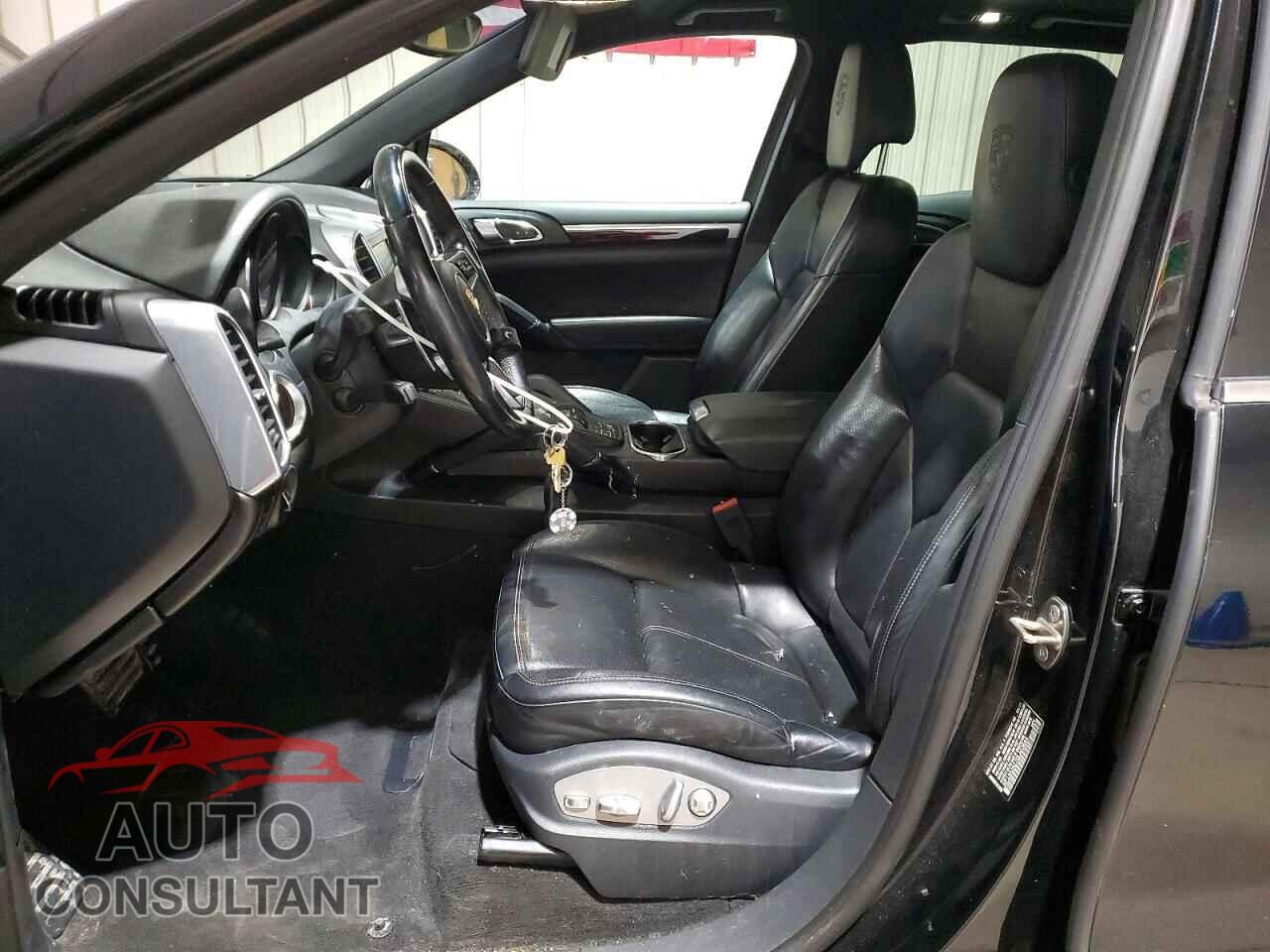 PORSCHE CAYENNE 2016 - WP1AA2A27GLA03644