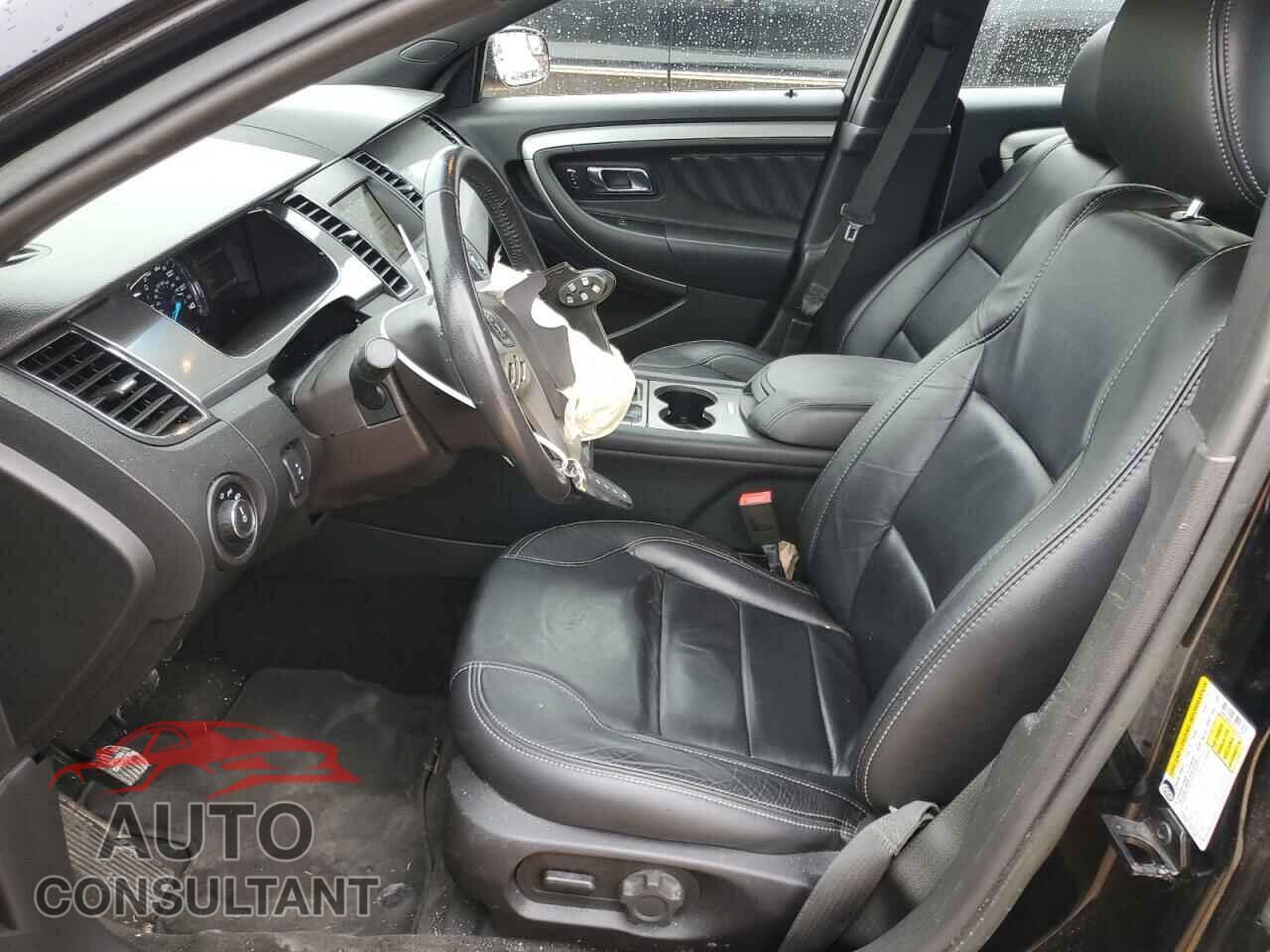 FORD TAURUS 2018 - 1FAHP2E83JG122875