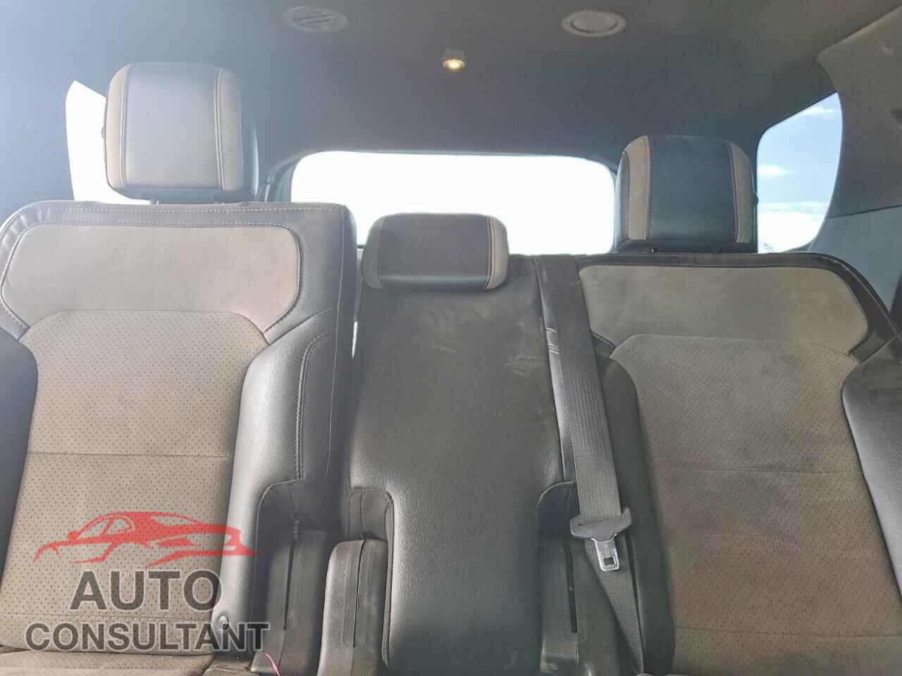 FORD EXPLORER 2017 - 1FM5K7D82HGB22009