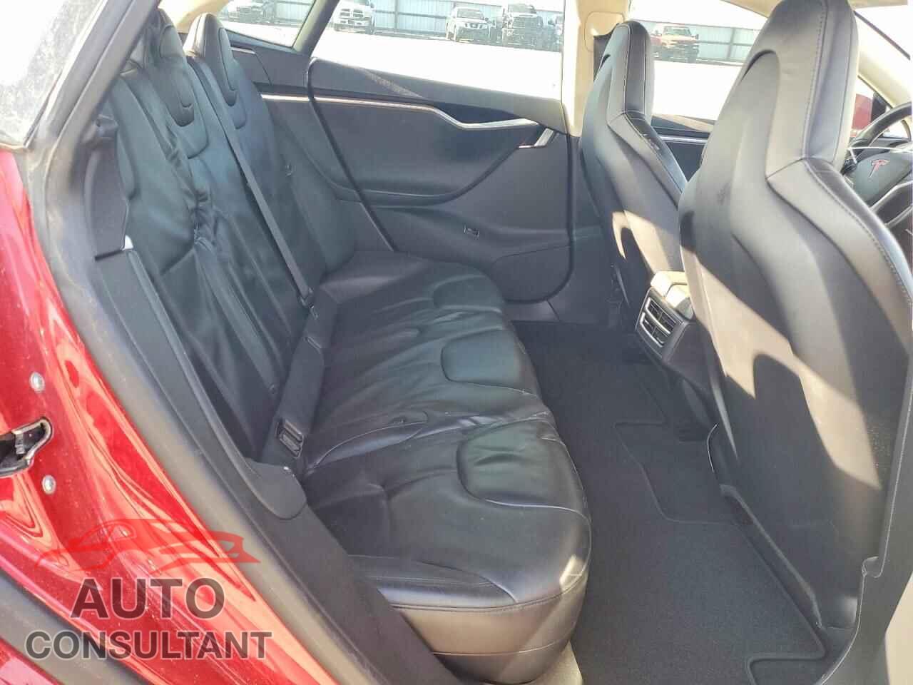 TESLA MODEL S 2013 - 5YJSA1DNXDFP11133