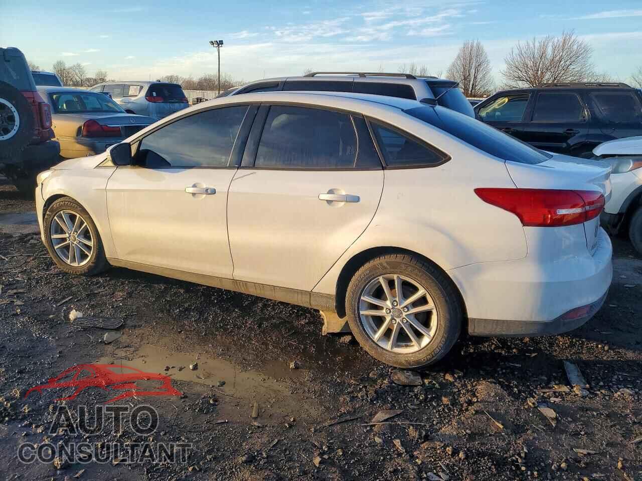 FORD FOCUS 2017 - 1FADP3F20HL275729