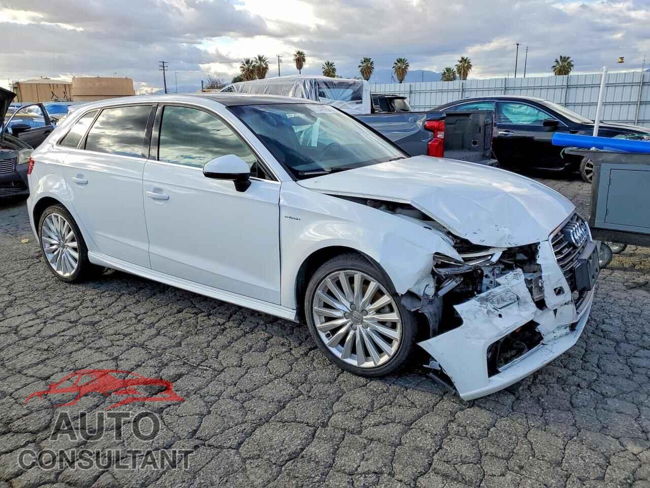 AUDI A3 2017 - WAUTPBFF6HA140248