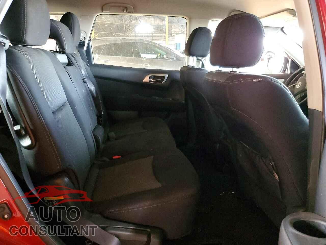 NISSAN PATHFINDER 2017 - 5N1DR2MN3HC906416