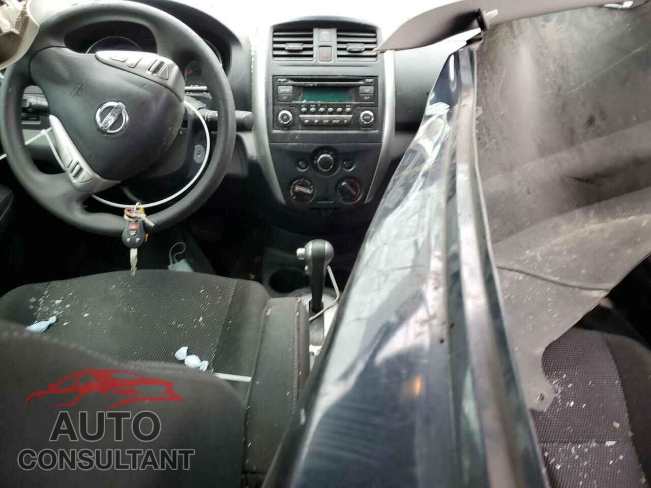 NISSAN VERSA 2017 - 3N1CN7AP3HL864206