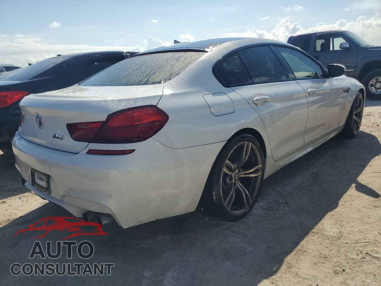 BMW M6 2016 - WBS6E9C55GGF92676