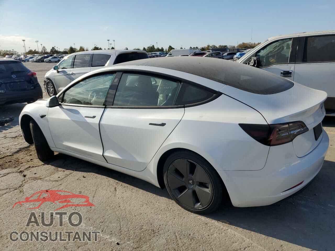 TESLA MODEL 3 2022 - 5YJ3E1EA9NF368613