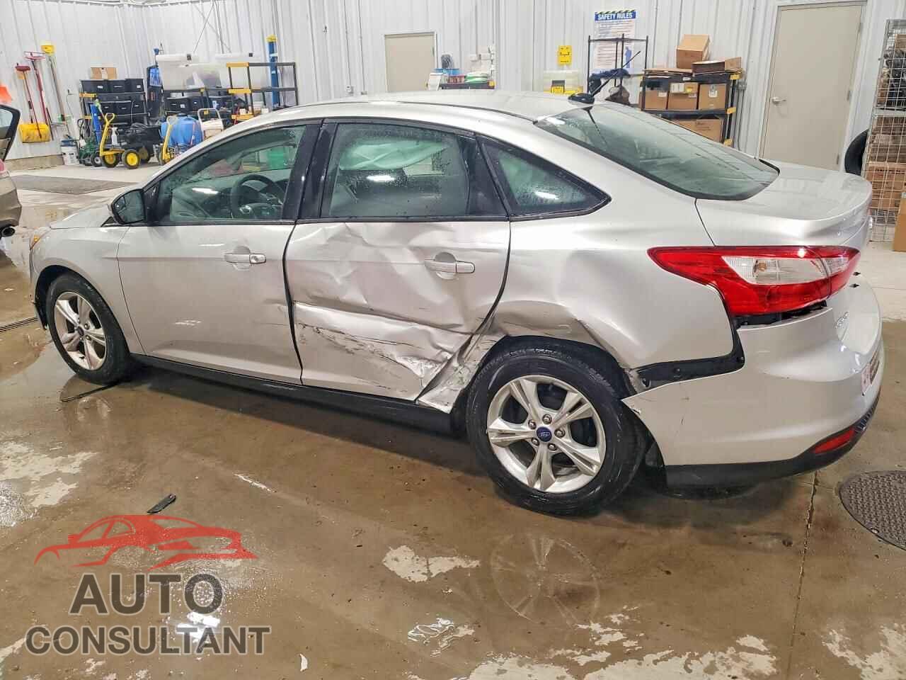 FORD FOCUS 2013 - 1FADP3F26DL260825