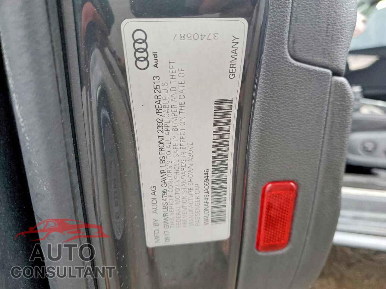 AUDI A4 2018 - WAUDNAF49JA059446