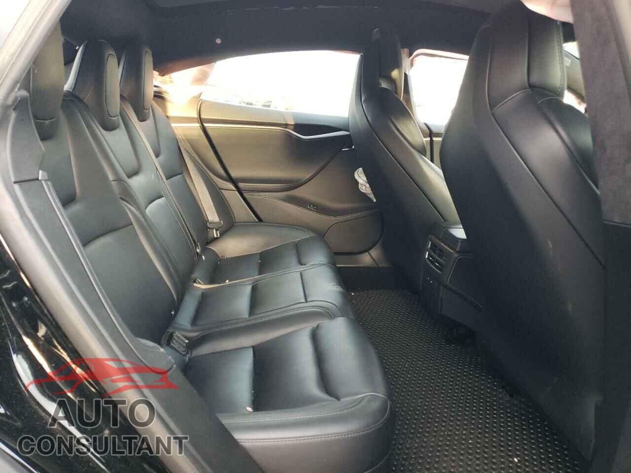 TESLA MODEL S 2018 - 5YJSA1E21JF291567
