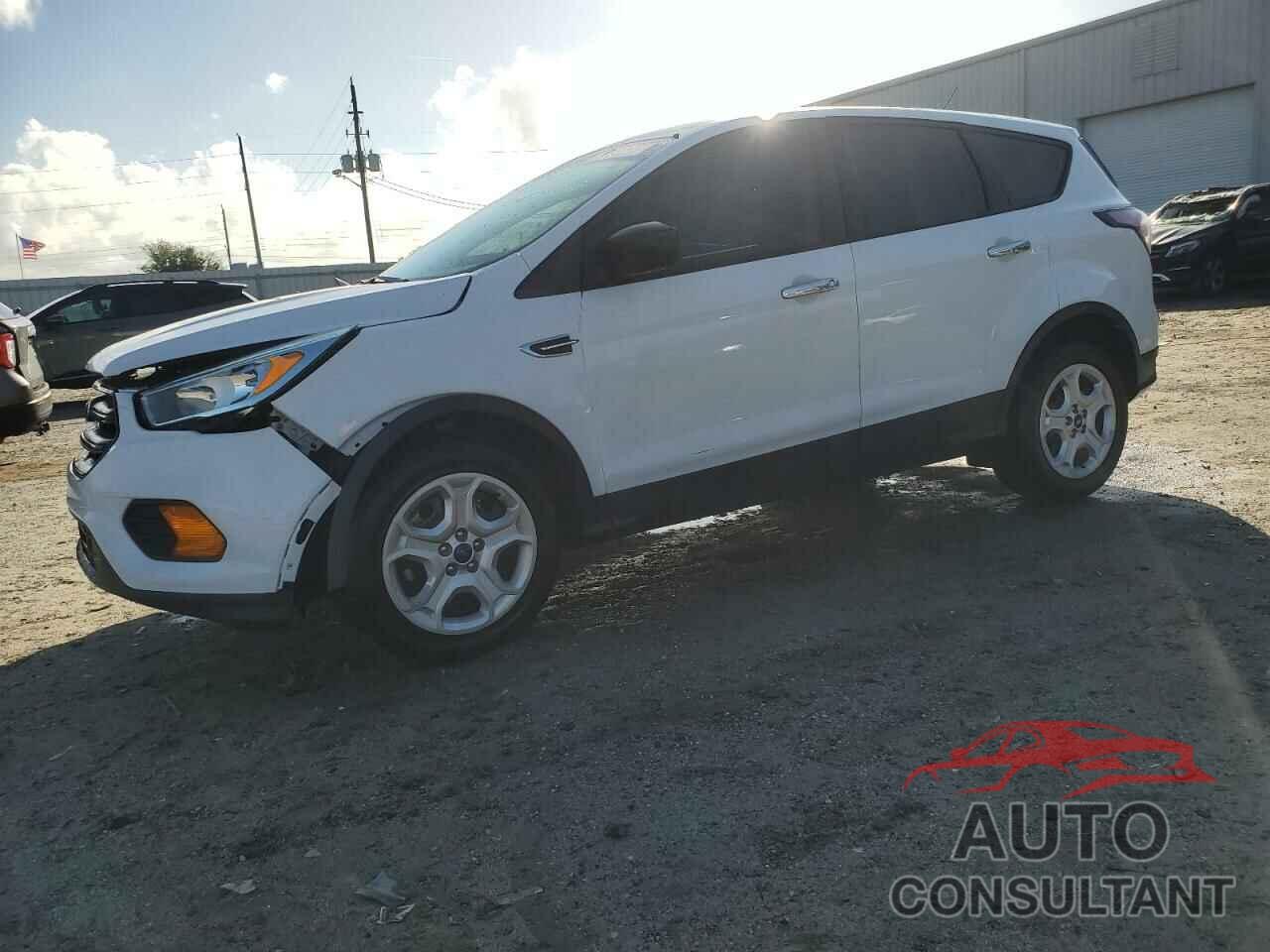 FORD ESCAPE 2017 - 1FMCU0F73HUA20121