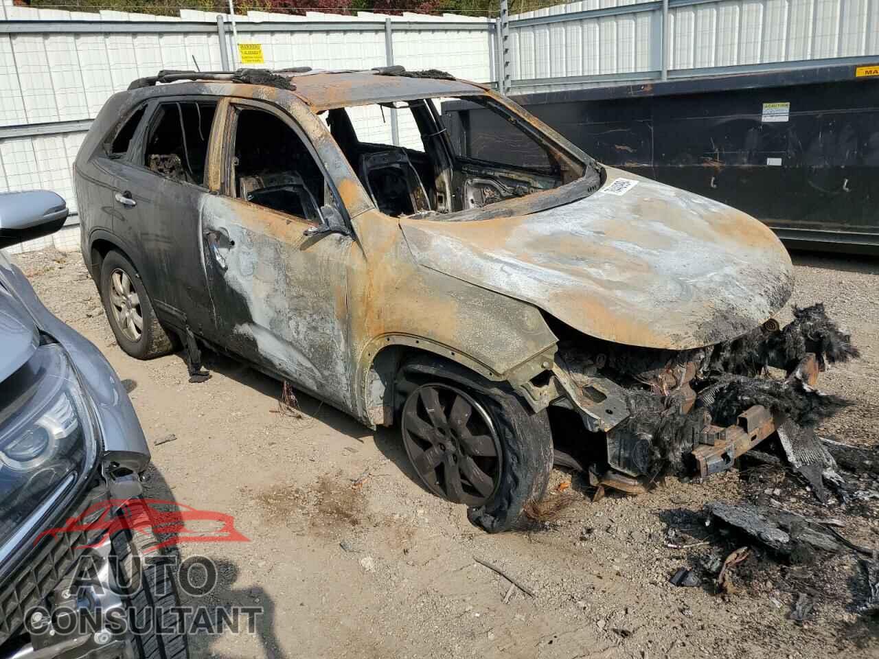 KIA SORENTO 2013 - 5XYKTDA20DG313511