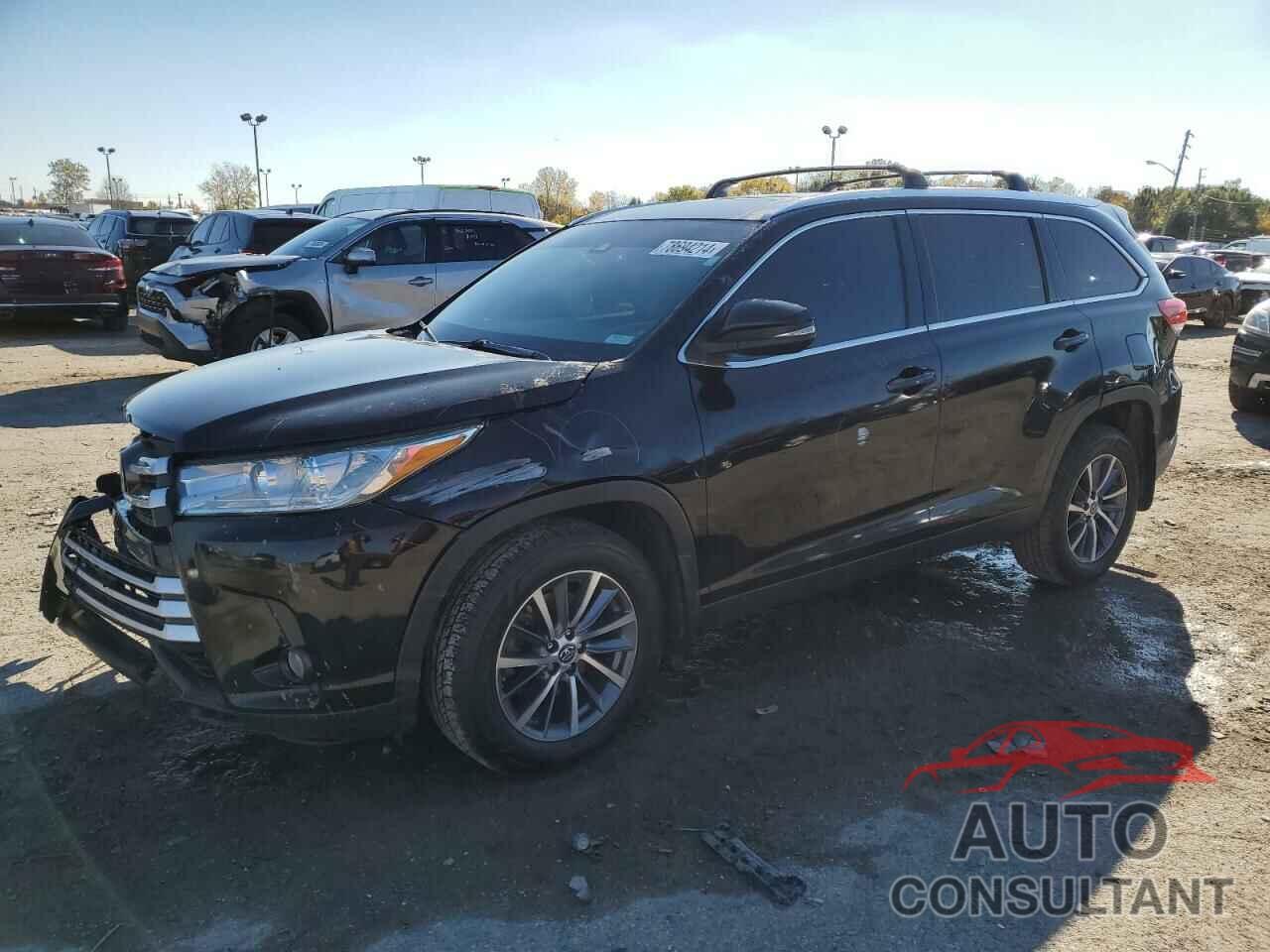 TOYOTA HIGHLANDER 2019 - 5TDJZRFH7KS614491