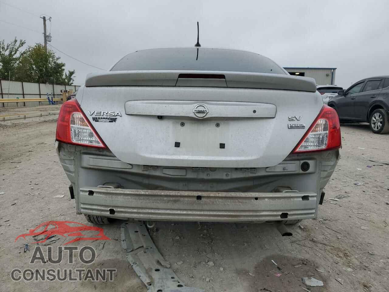 NISSAN VERSA 2018 - 3N1CN7AP3JL845516