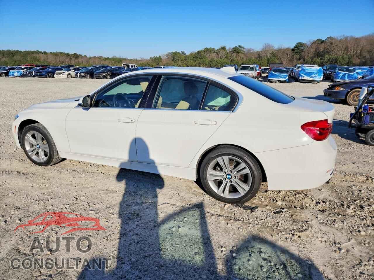 BMW 330 2018 - WBA8B9C52JK676932