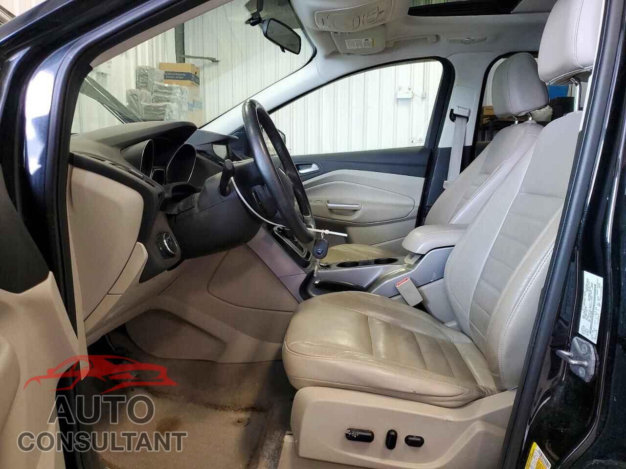 FORD ESCAPE 2013 - 1FMCU9G90DUA18941