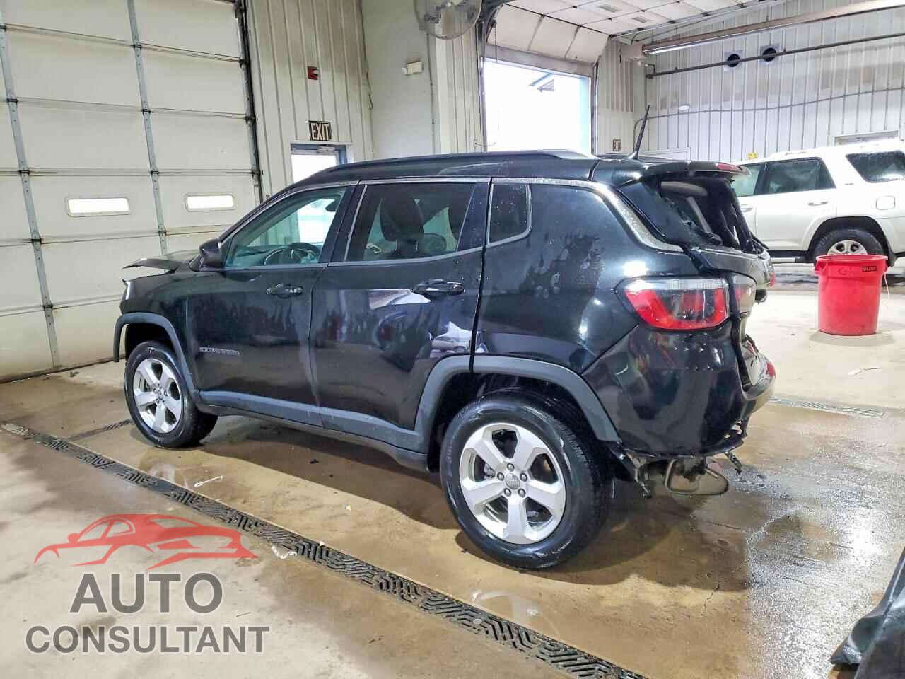 JEEP COMPASS 2018 - 3C4NJDBBXJT270656