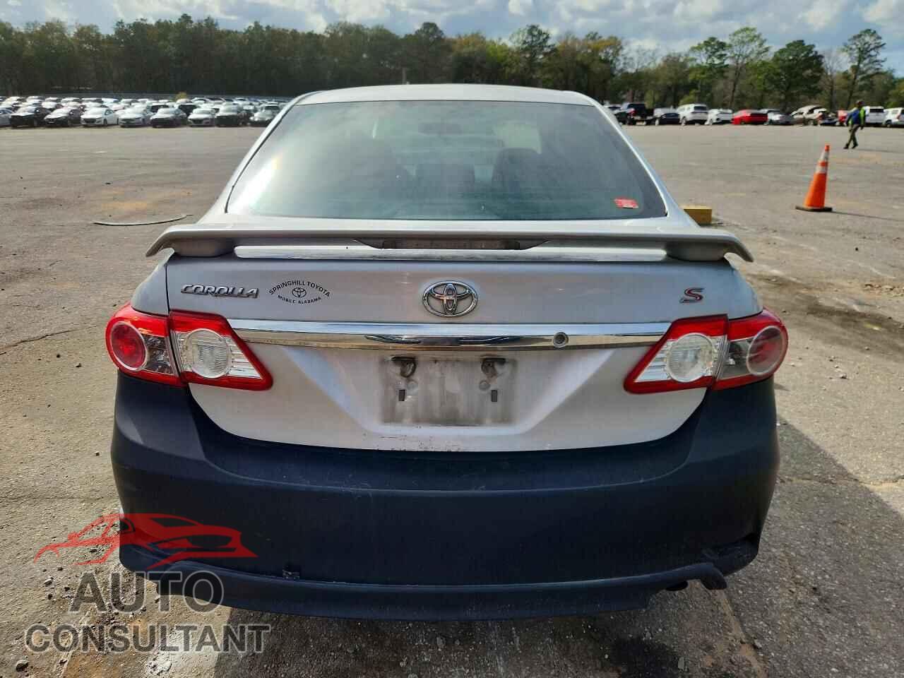 TOYOTA COROLLA 2013 - 5YFBU4EEXDP134650