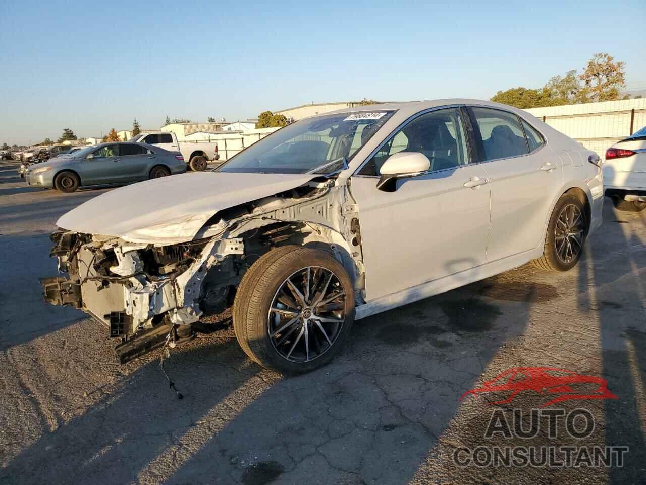 TOYOTA CAMRY 2024 - 4T1G11BK1RU122500