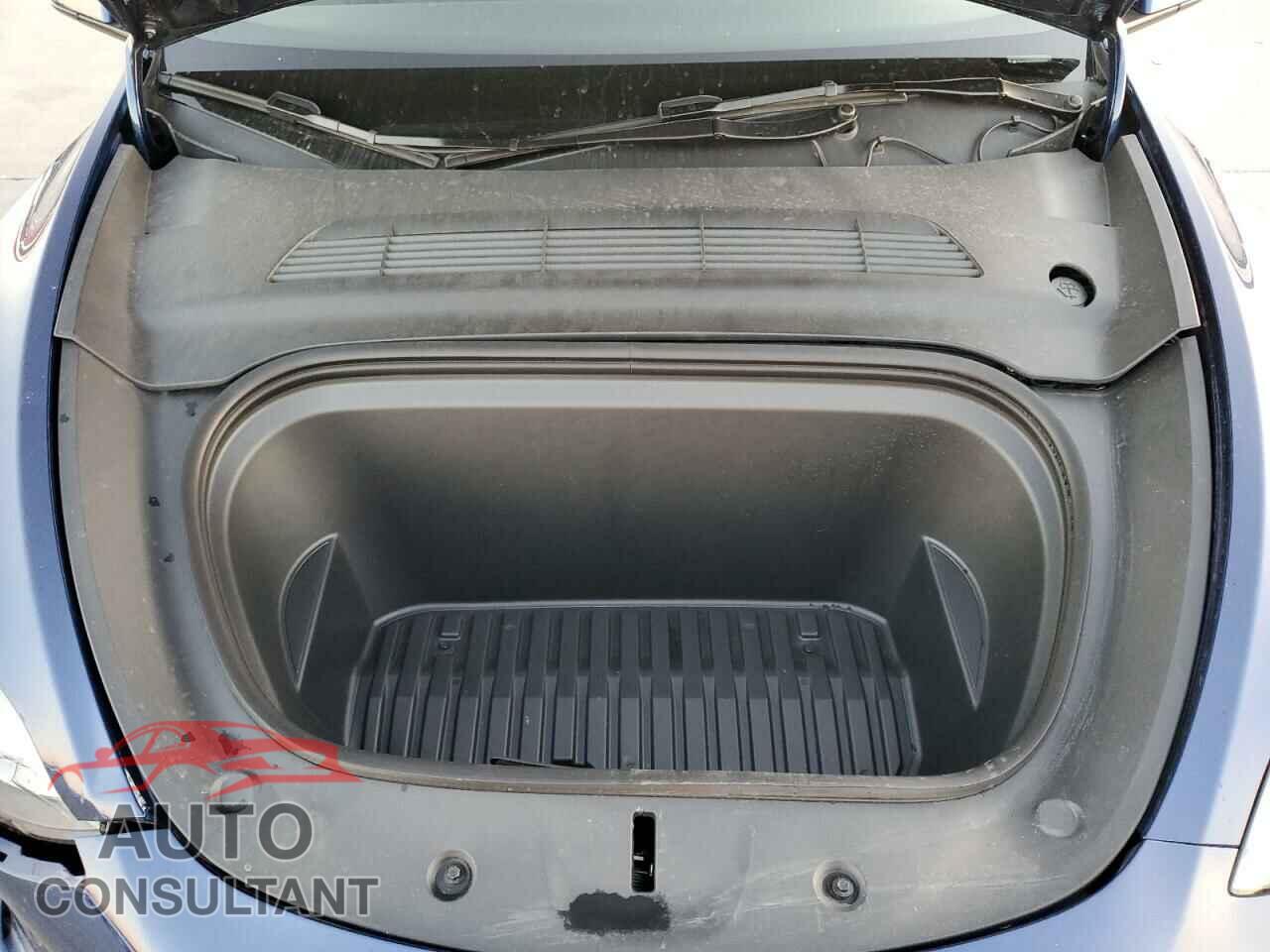 TESLA MODEL Y 2024 - 7SAYGDED2RF002948