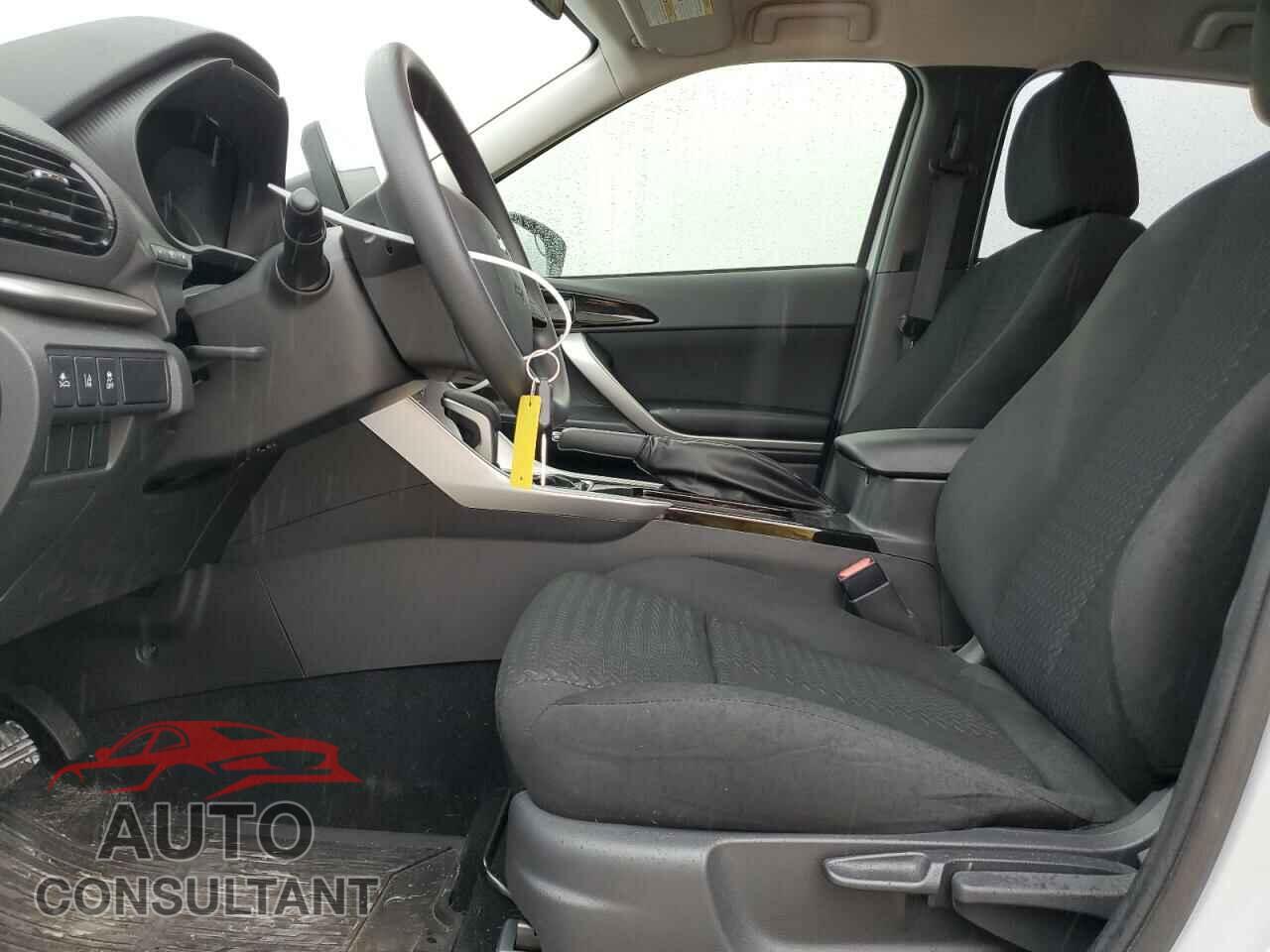 MITSUBISHI ECLIPSE 2023 - JA4ATVAA8PZ037796