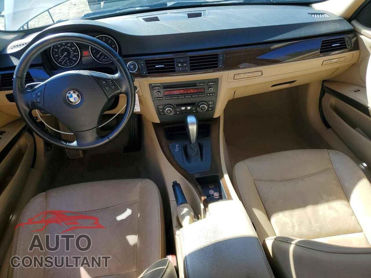 BMW 328 2011 - WBAPH7G50BNM59792