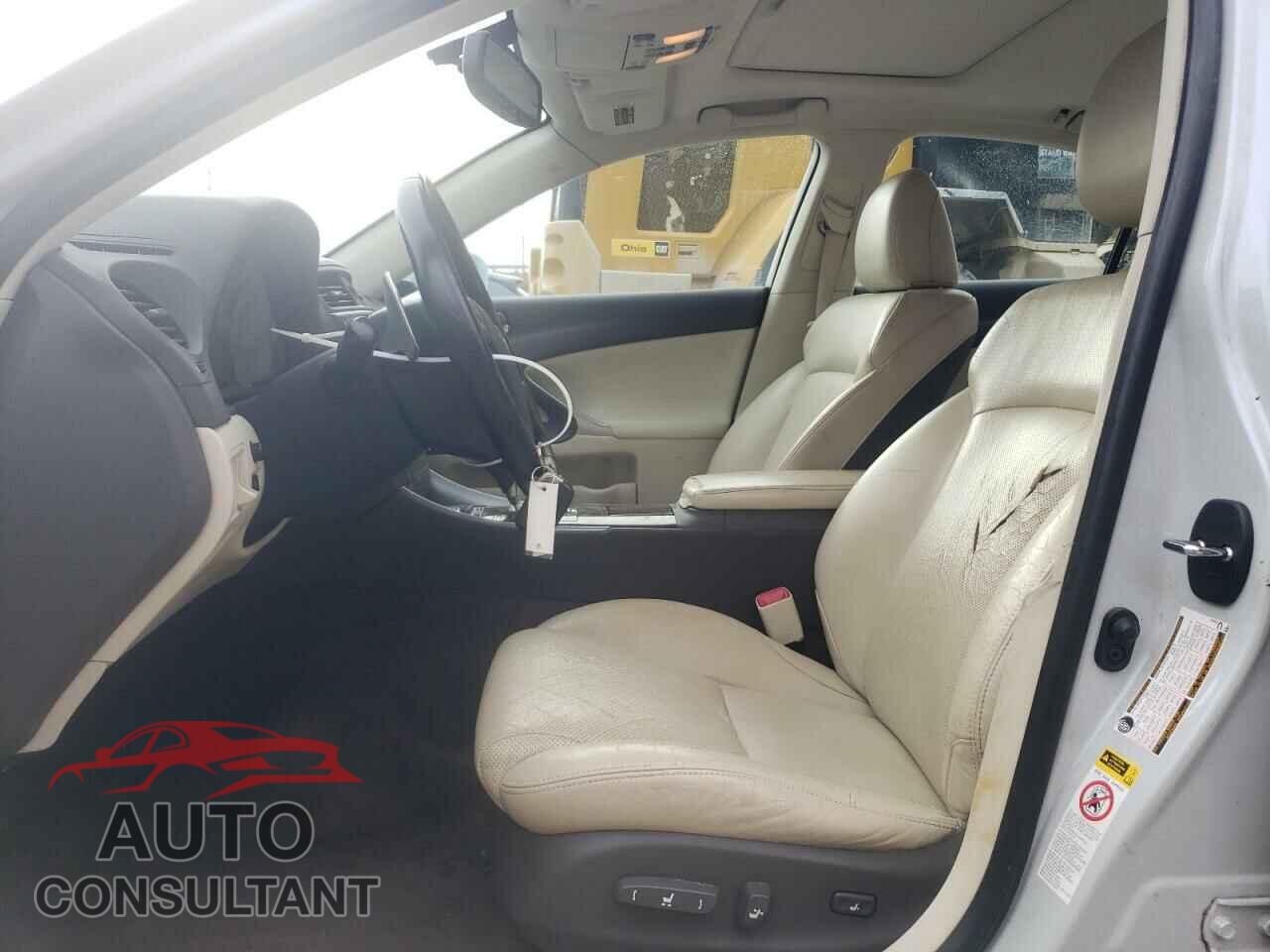 LEXUS IS 2010 - JTHCF5C26A5037966