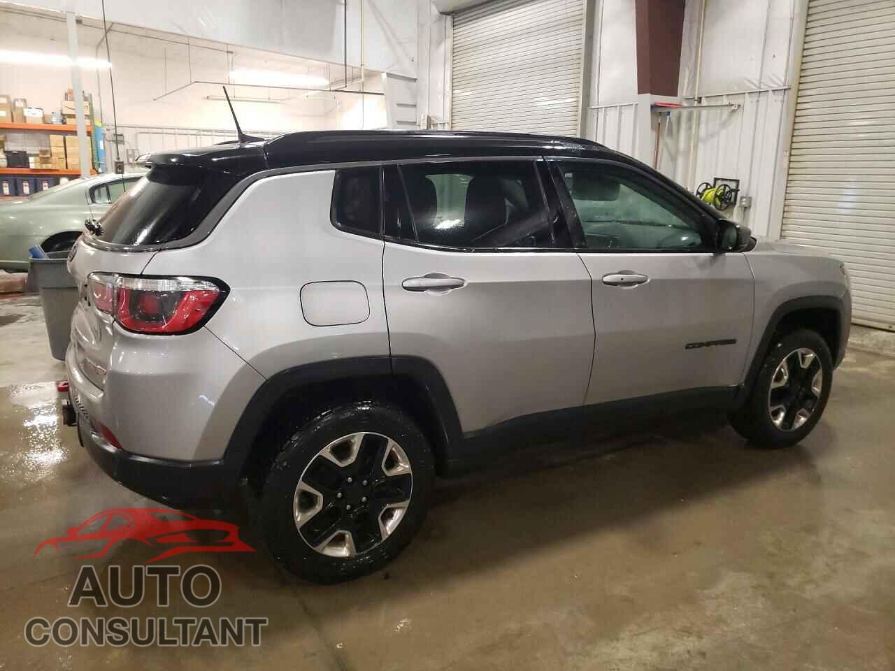 JEEP COMPASS 2018 - 3C4NJDDB5JT376123