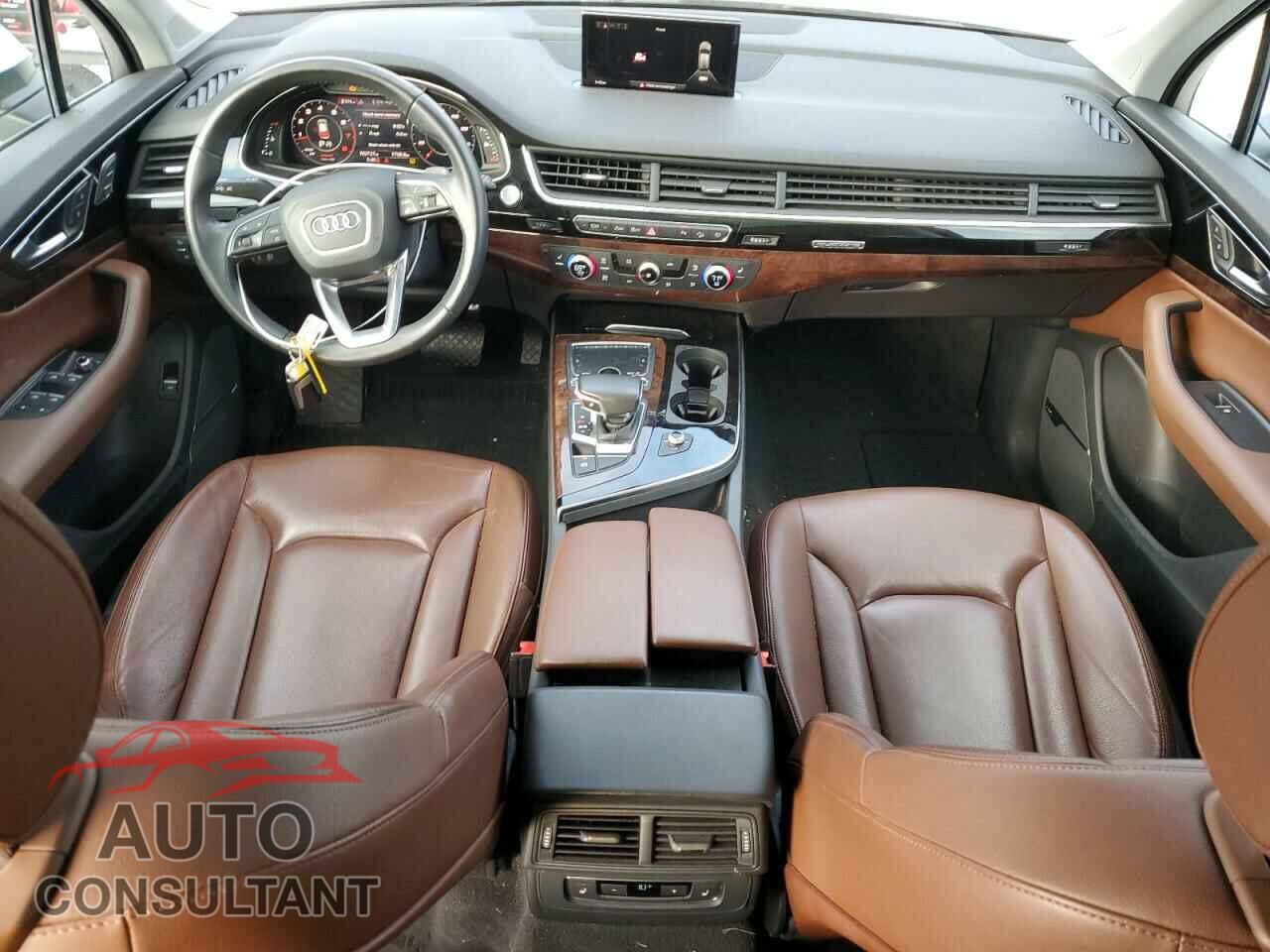 AUDI Q7 2018 - WA1LAAF75JD046027