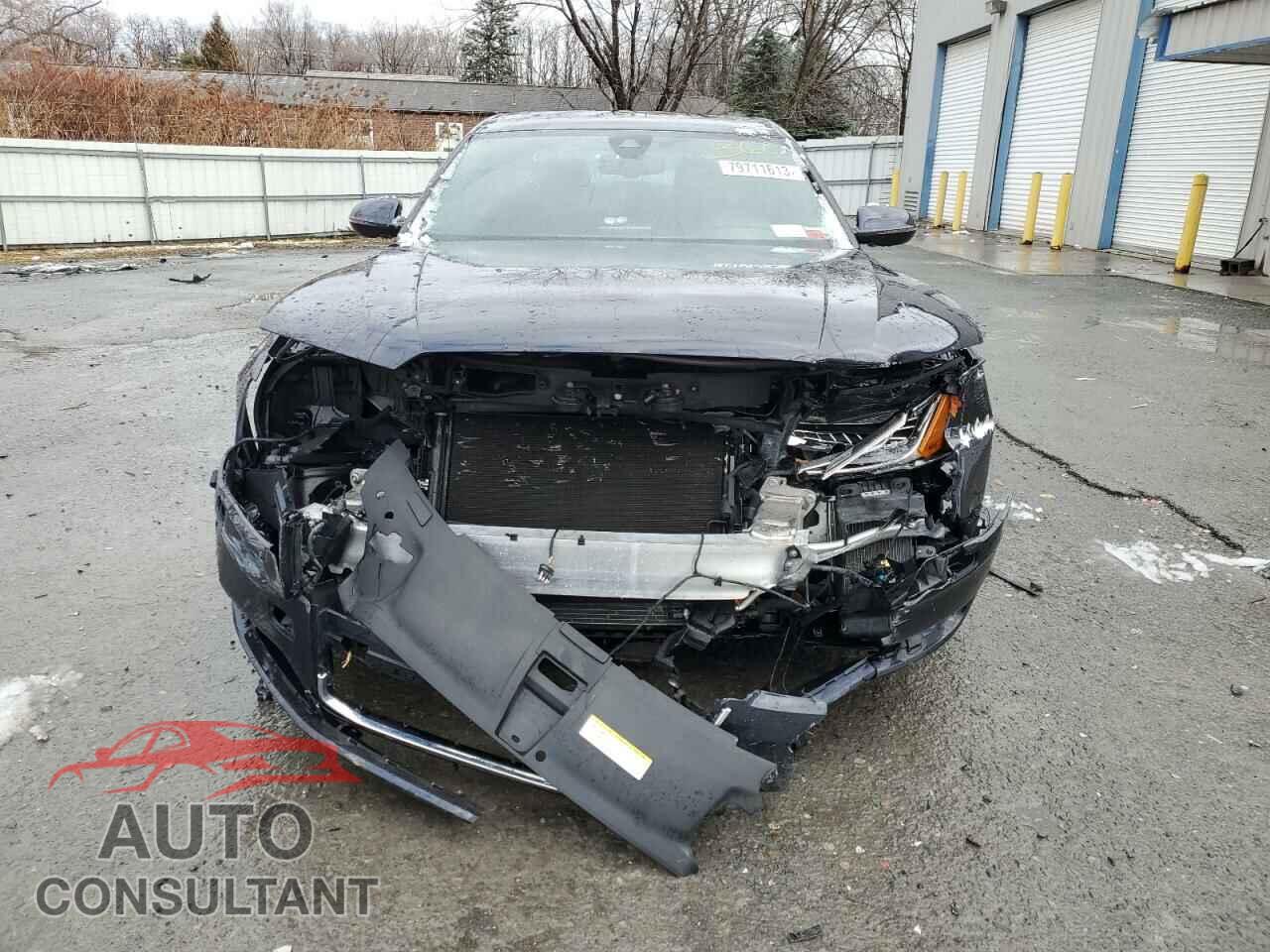 AUDI A8 2015 - WAU3GAFD5FN005874
