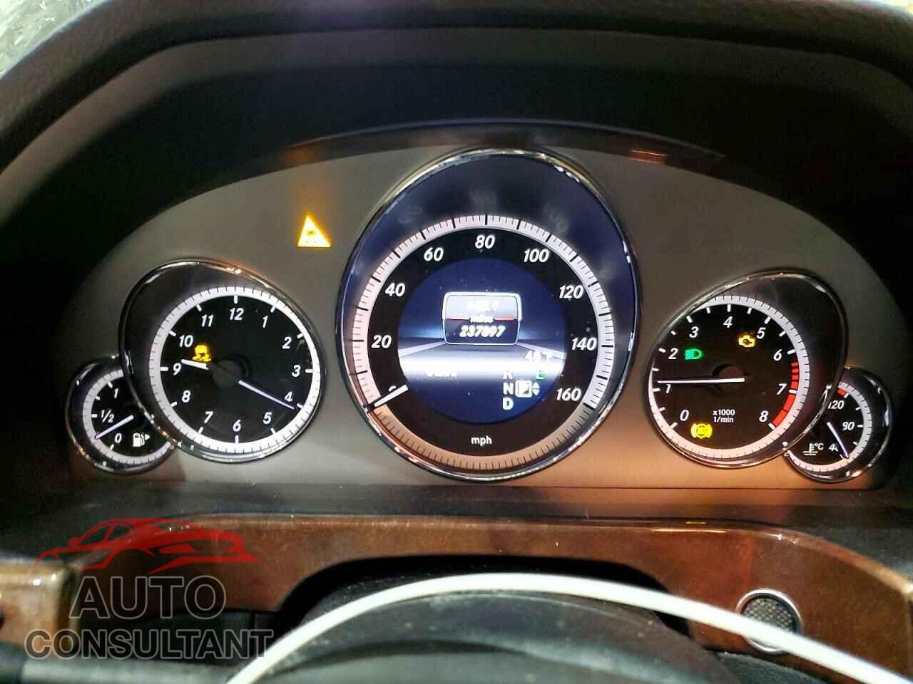 MERCEDES-BENZ E 2013 - WDDHF8JB0DA668757