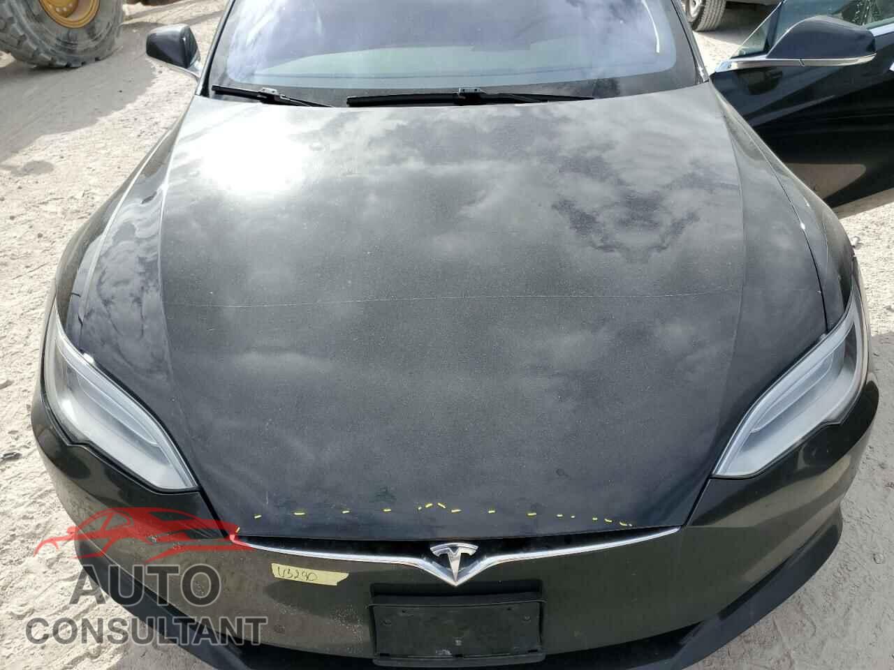 TESLA MODEL S 2017 - 5YJSA1E26HF199235