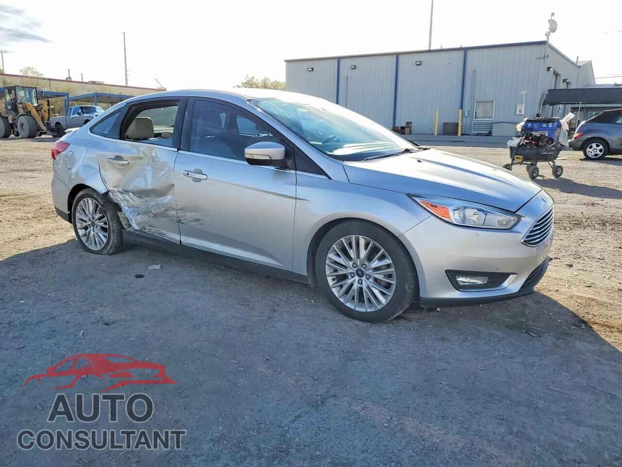 FORD FOCUS 2017 - 1FADP3J29HL272674