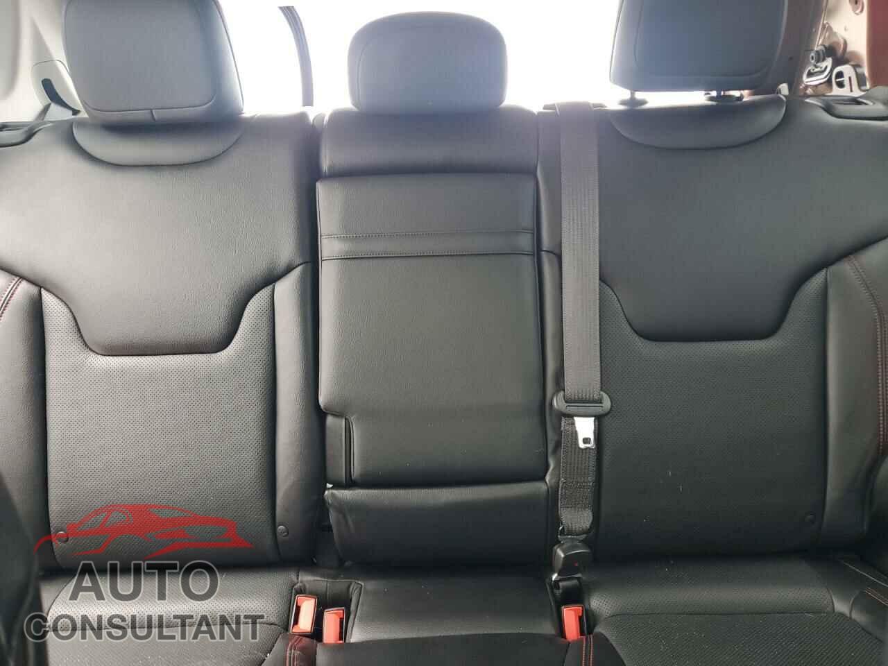 JEEP COMPASS 2017 - 3C4NJDDB7HT646656