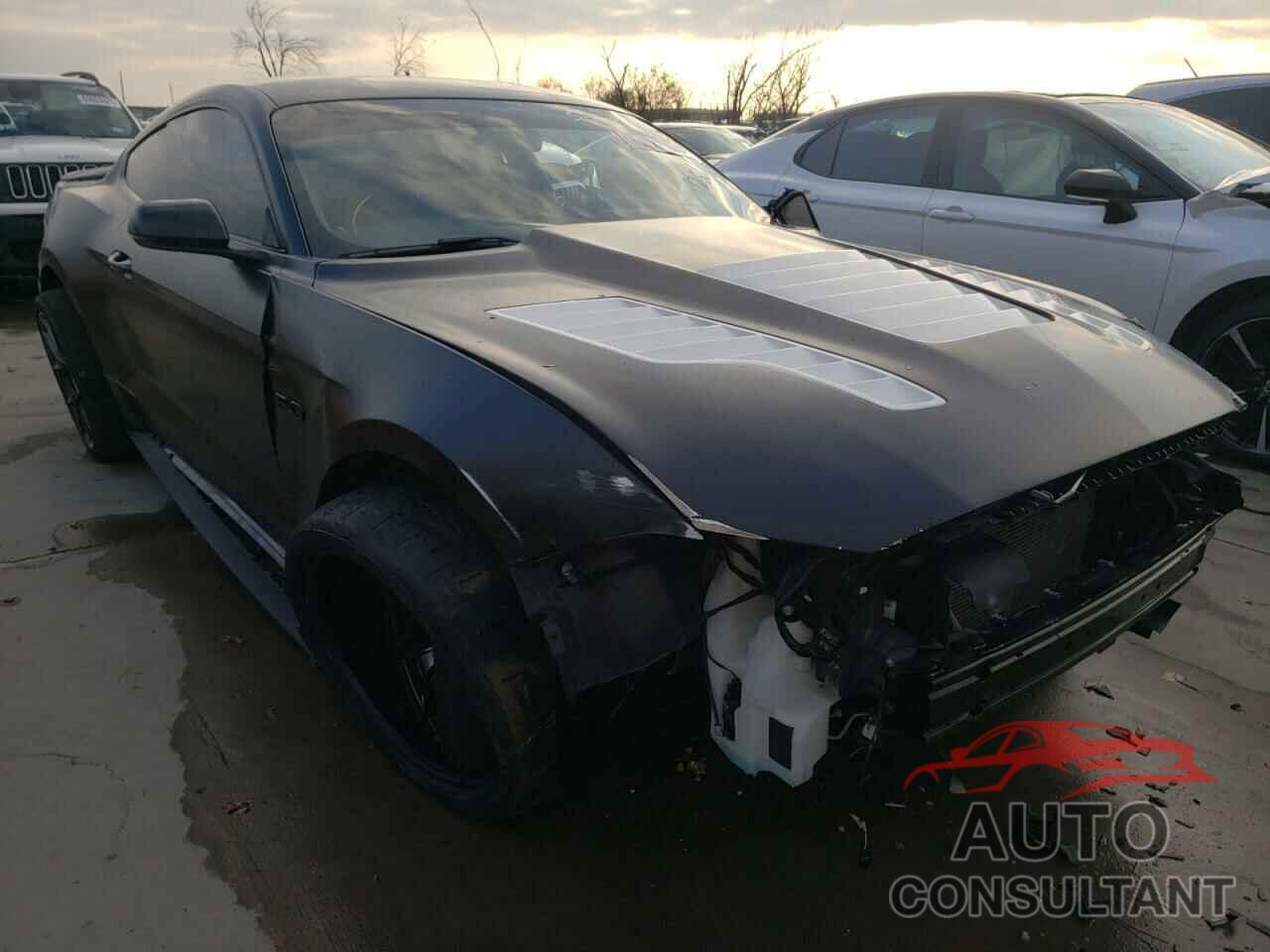 FORD MUSTANG 2020 - 1FA6P8CF7L5114059