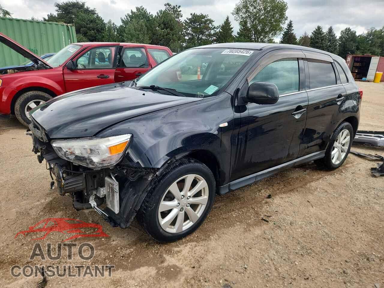 MITSUBISHI OUTLANDER 2015 - 4A4AR4AU7FE039739