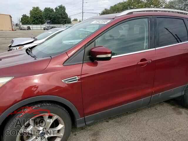 FORD ESCAPE 2015 - 1FMCU9J99FUC11570