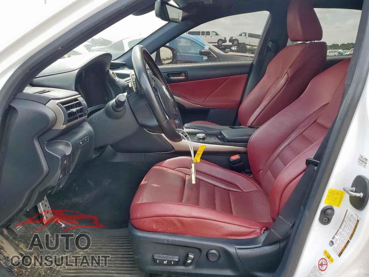 LEXUS IS 2017 - JTHCM1D26H5025453