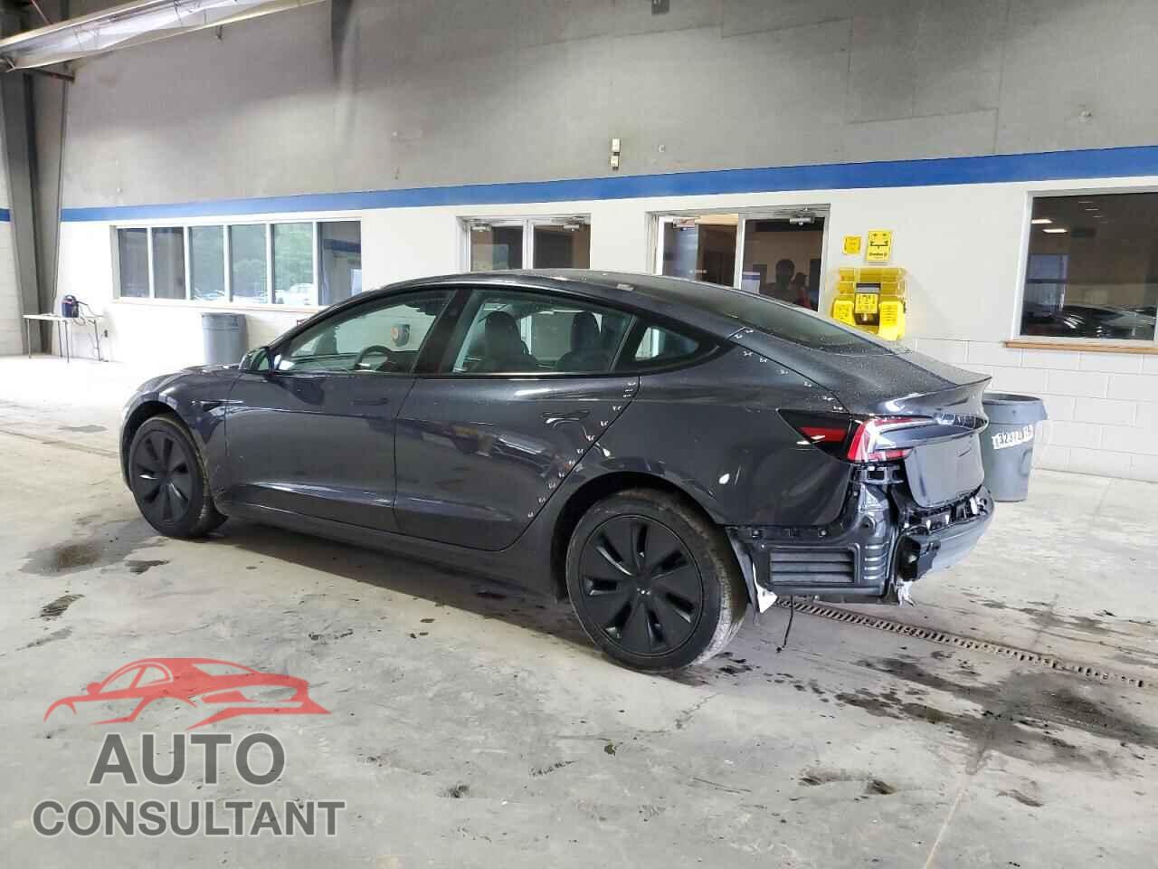 TESLA MODEL 3 2025 - 5YJ3E1EA2SF907326