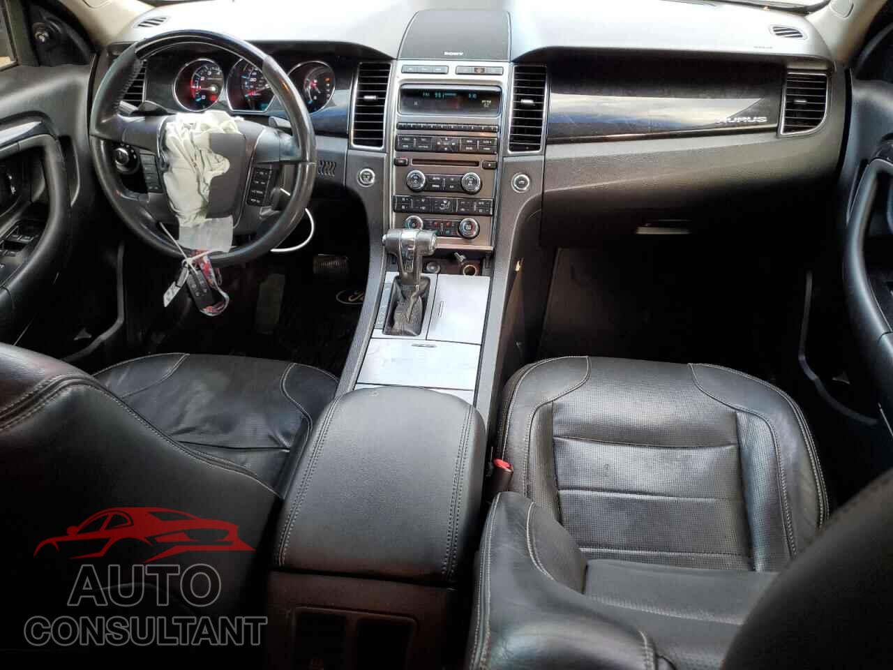 FORD TAURUS 2011 - 1FAHP2FW3BG135205