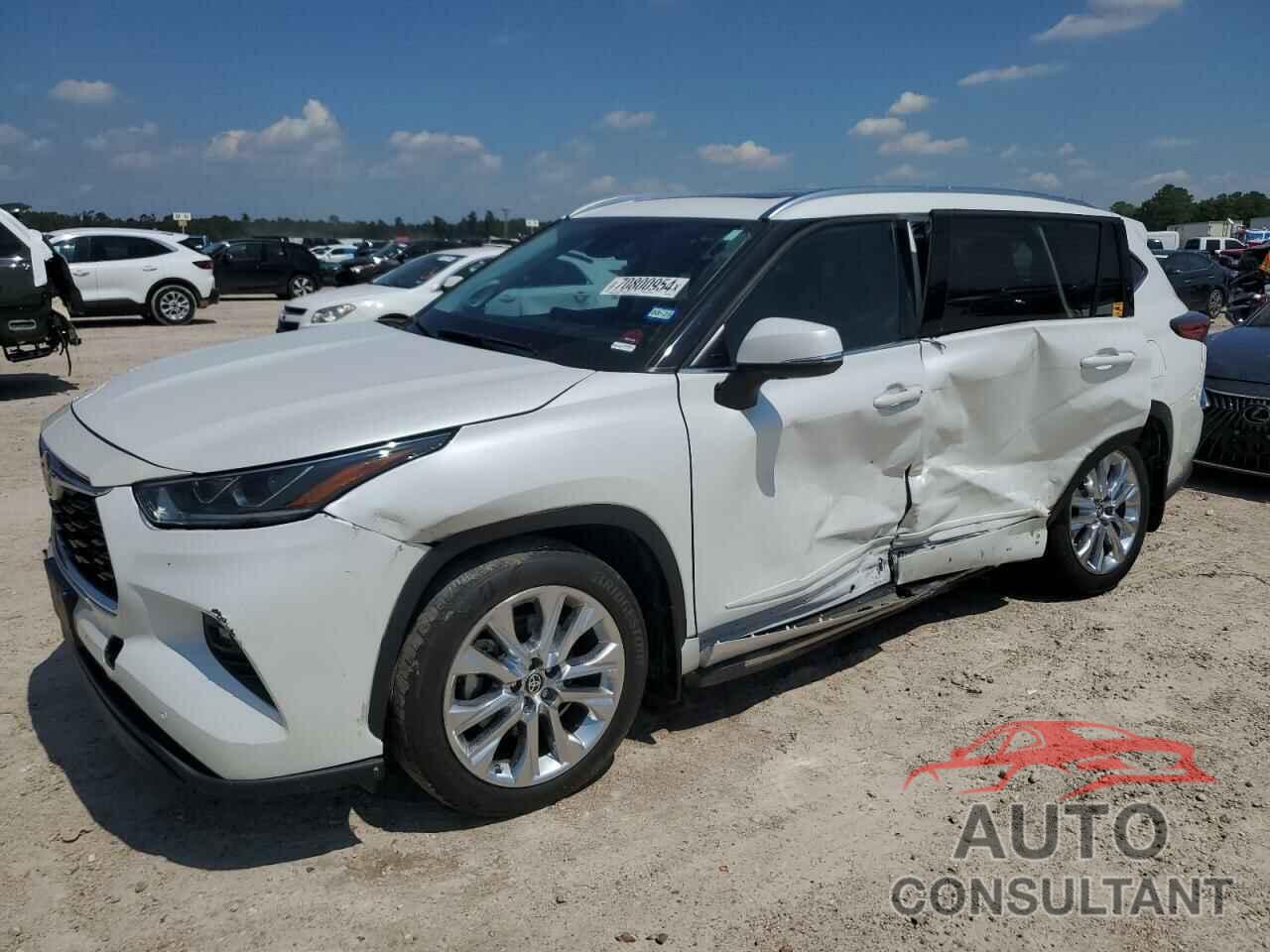 TOYOTA HIGHLANDER 2023 - 5TDKDRAH5PS027904