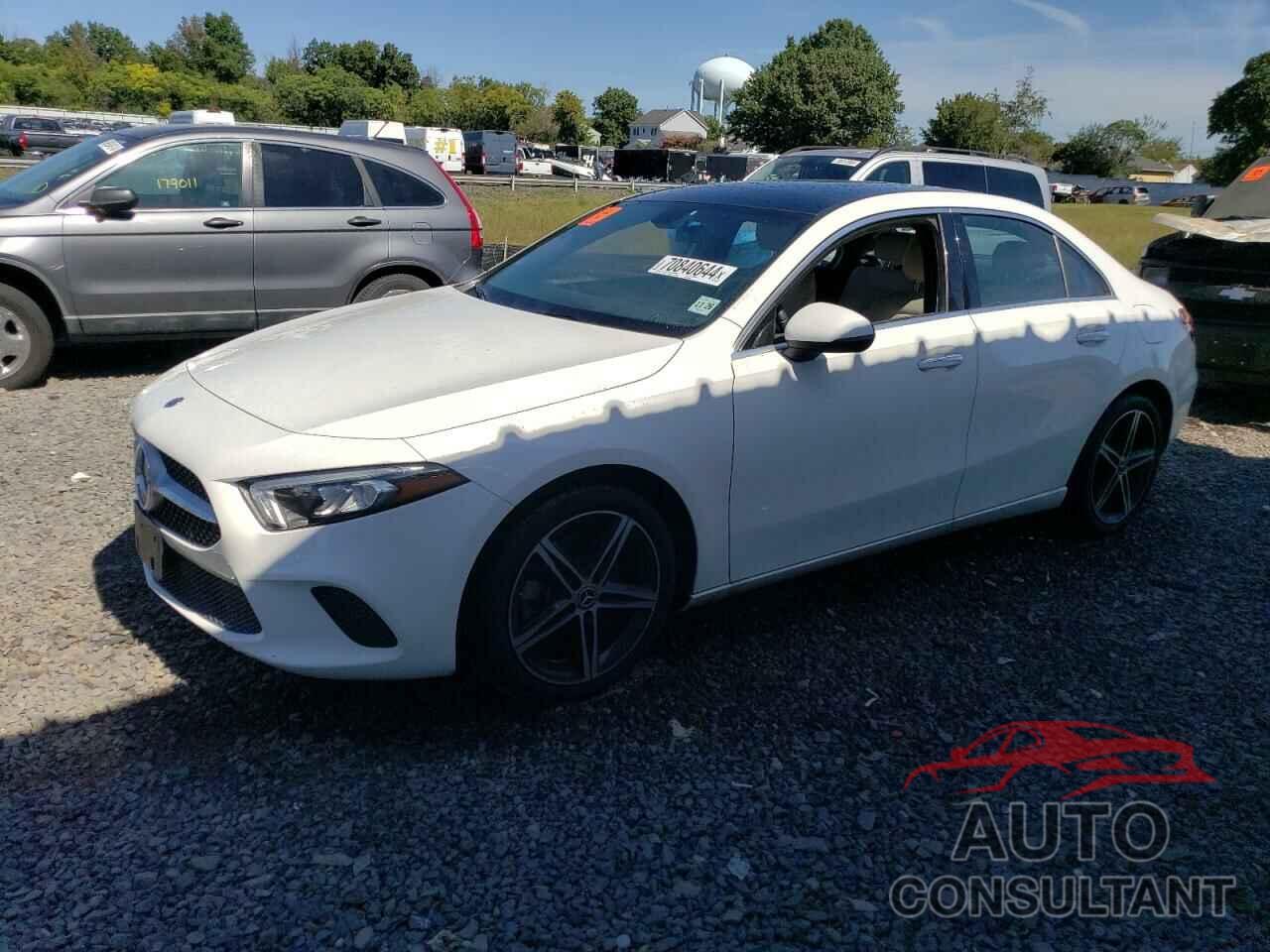 MERCEDES-BENZ A-CLASS 2022 - W1K3G4FB1NJ333629