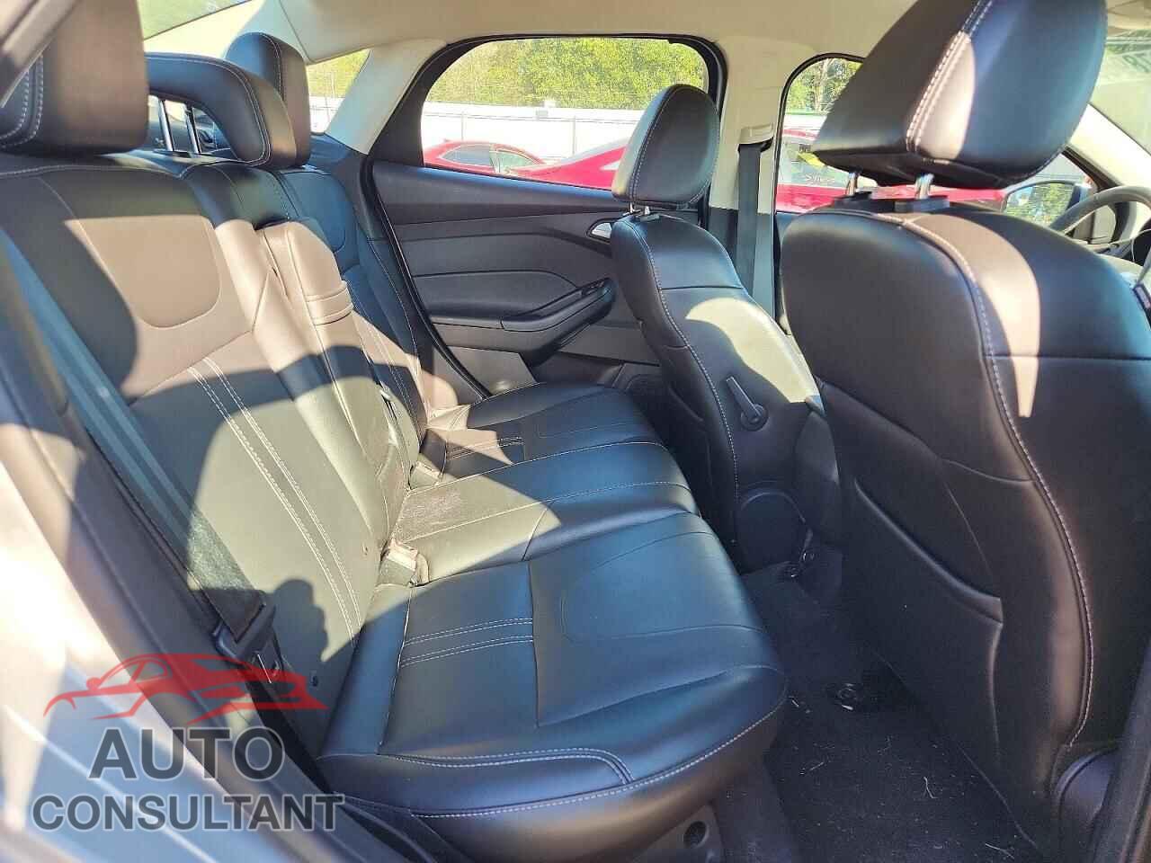 FORD FOCUS 2013 - 1FADP3F22DL320311